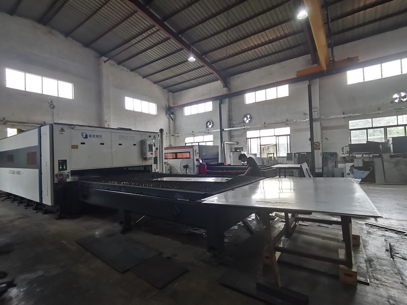 Sheet-metal-workshop-3